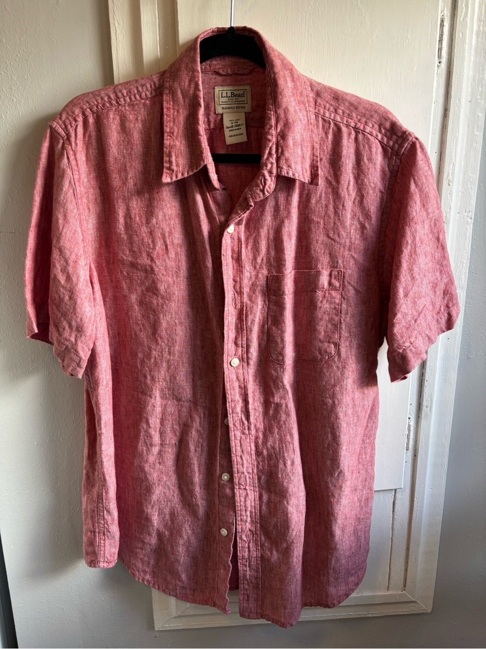 L.L. Bean Men's Short-Sleeve Linen Button-Down in Dusty Rose